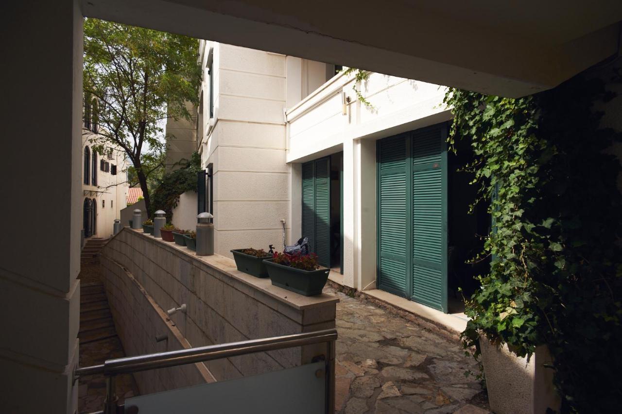 Apartments Secret Garden Sveti Stefan Exterior foto