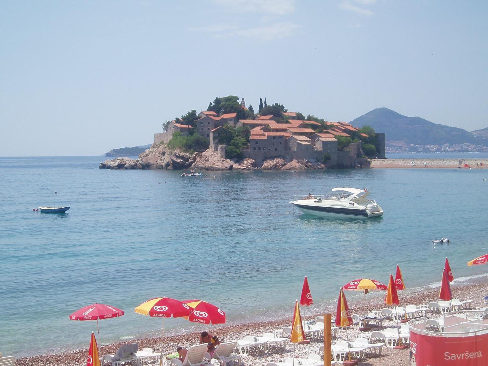 Apartments Secret Garden Sveti Stefan Exterior foto