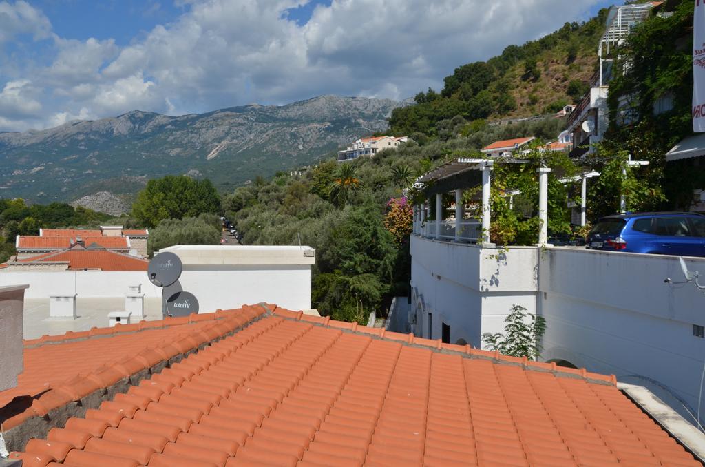 Apartments Secret Garden Sveti Stefan Zimmer foto